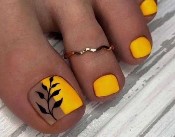 pedichiură de vară frumoasă