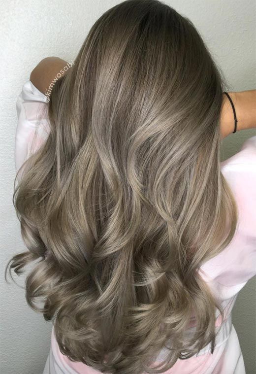 blond cenușiu închis