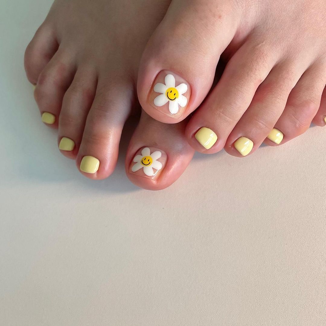 Pedichiură cu gel modele