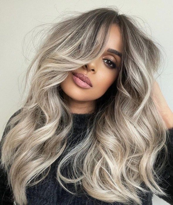 idei coafuri blond cenușiu deschis