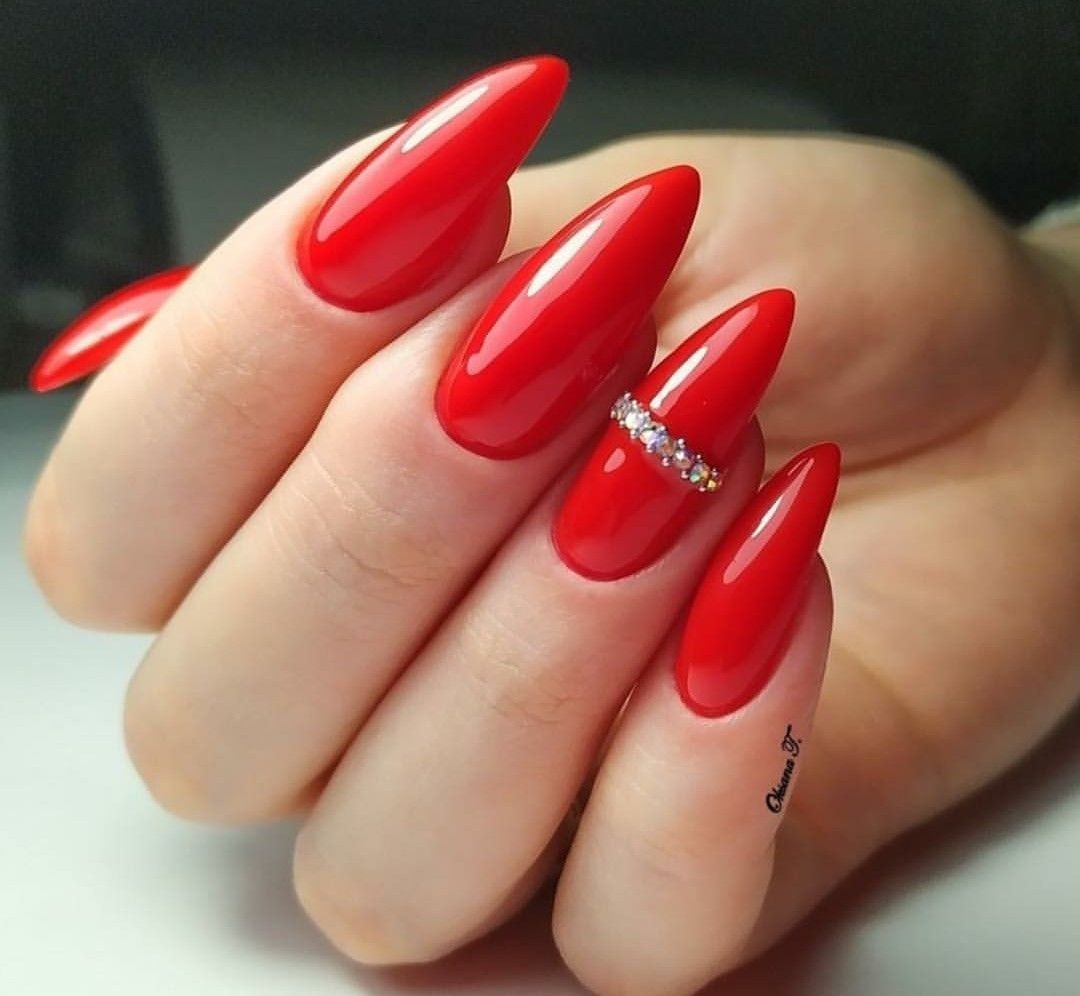 unghii rosii cu gel 2023 culori