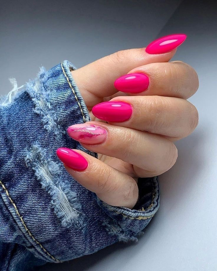 modele unghii cu gel roz culori 2023