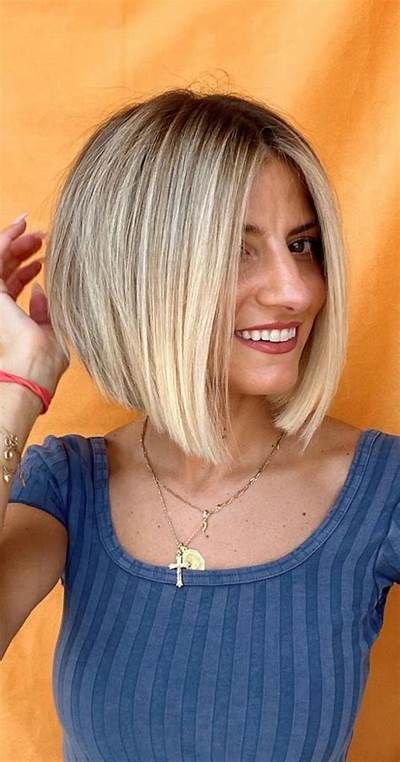 model tunsoare bob blond
