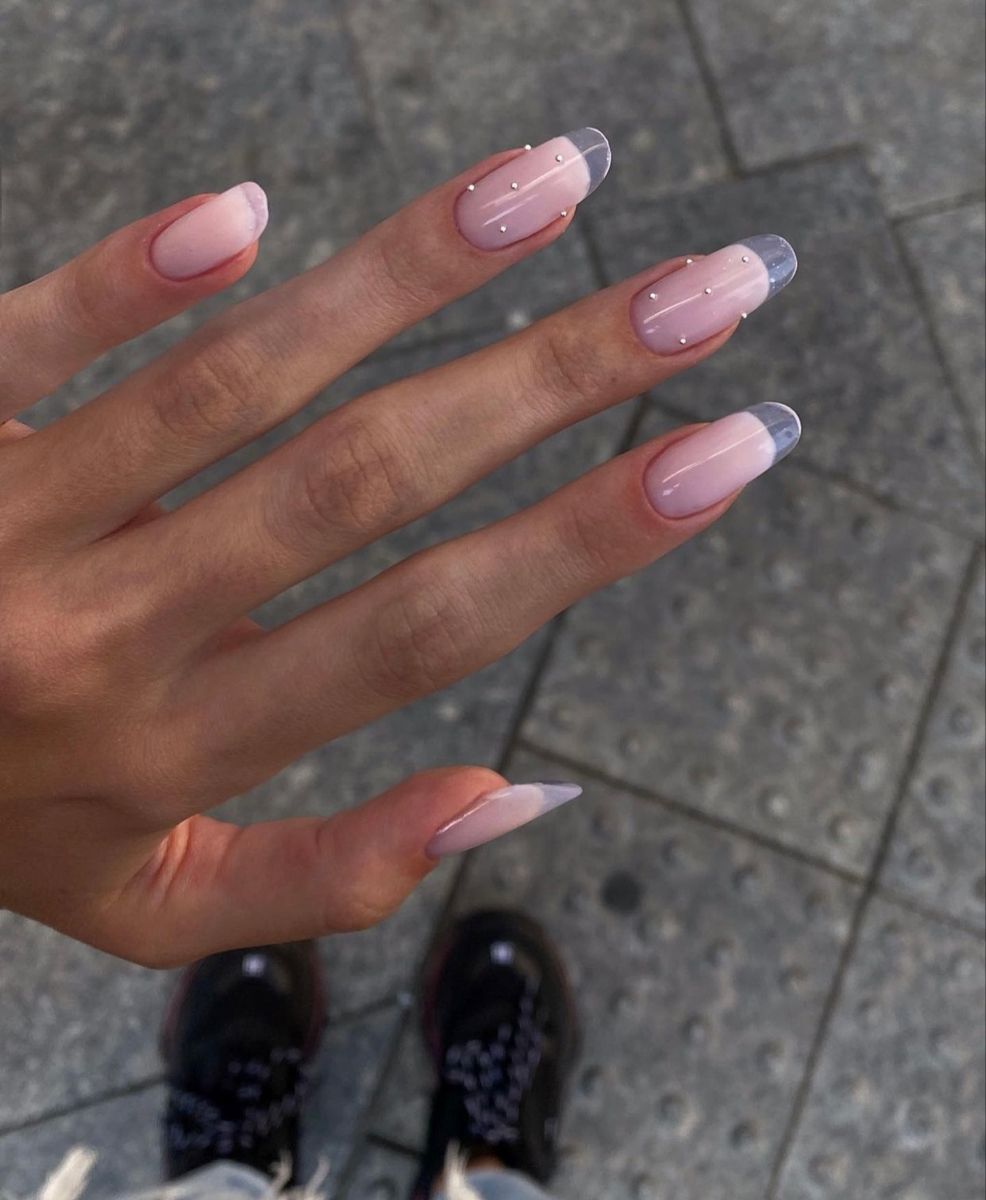 Modele unghii french colorate