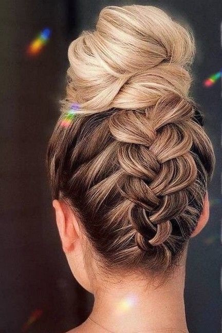 modele coafuri cu împletituri elegante