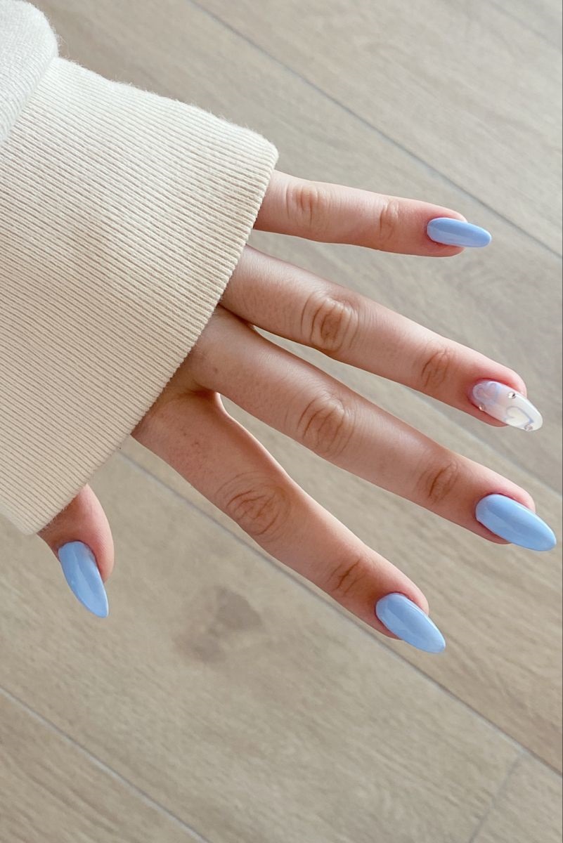 unghii cu gel pastel