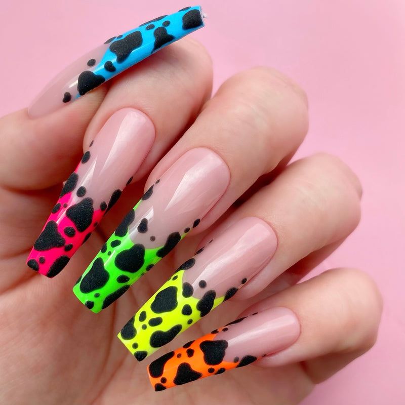 Unghii french neon modele
