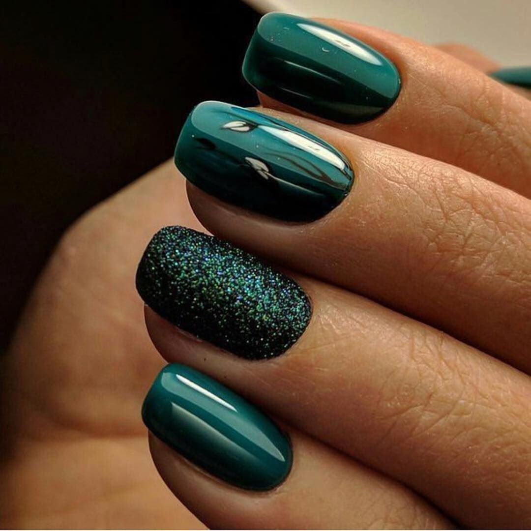 unghii cu gel de iarna modele cu verde smarald