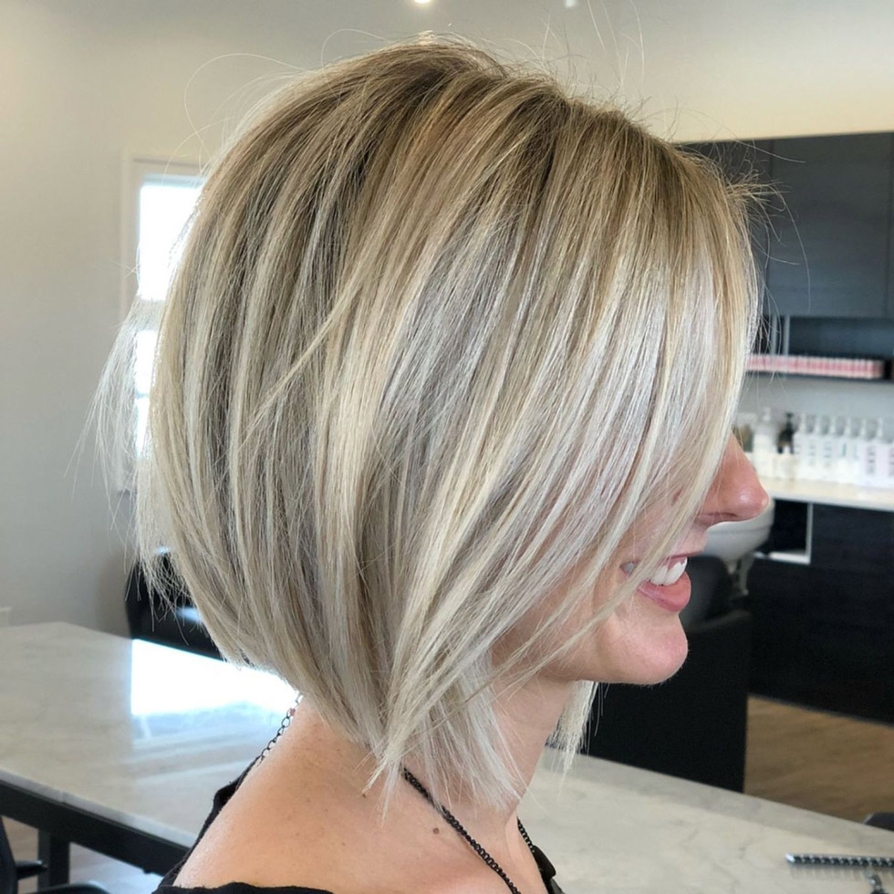 modele noi tunsori bob blond cu șuvițe