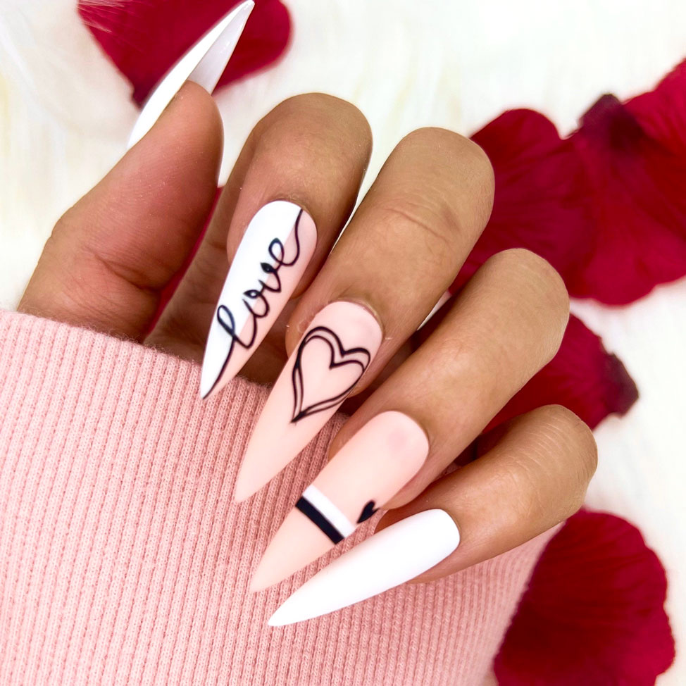 modele noi unghii cu gel stiletto