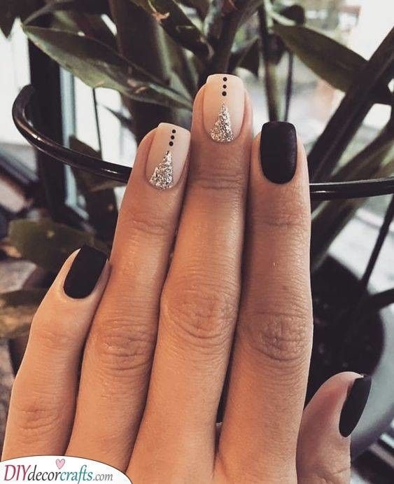 modele unghii cu gel negre scurte
