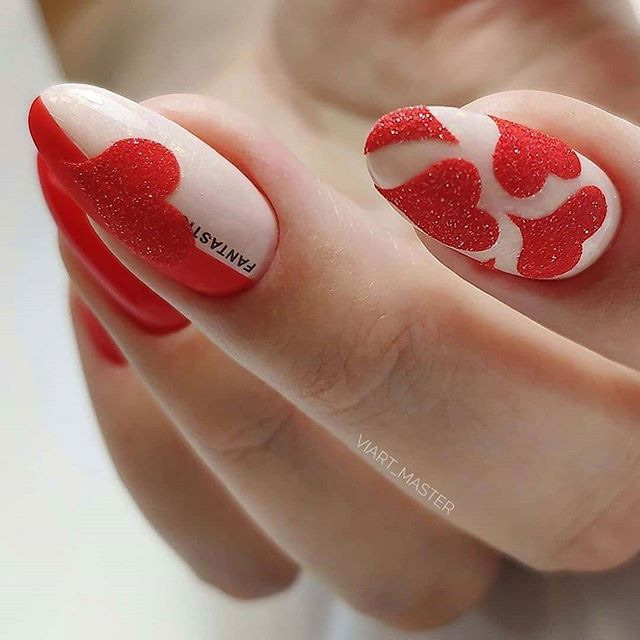 unghii cu gel cu inimioare rosii valentines day