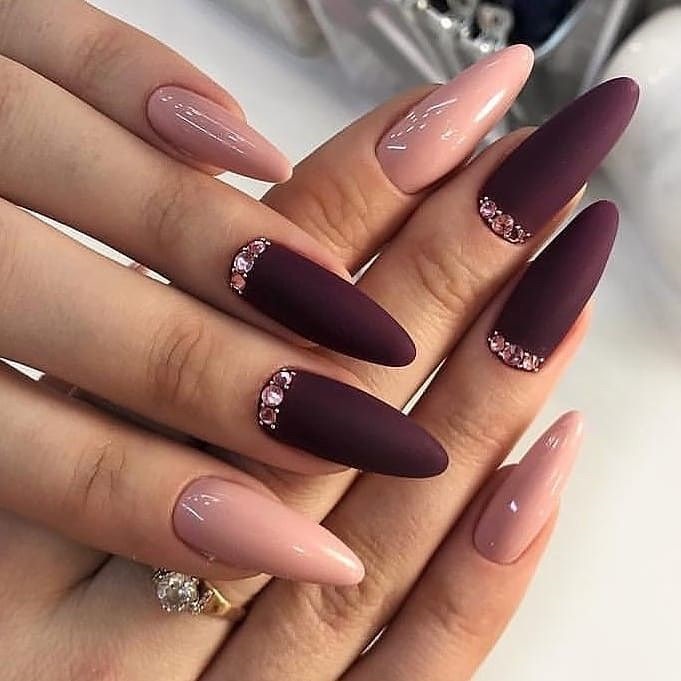 modele burgundy