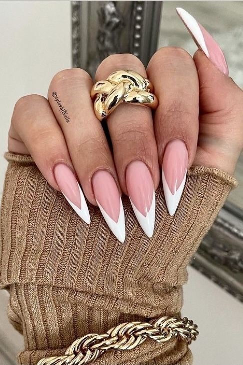 modele unghii stiletto french