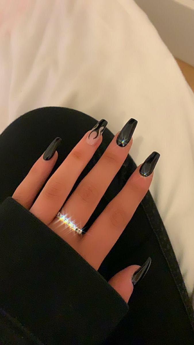 unghii cu gel balerina negre