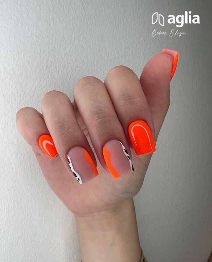 idei unghii portocaliu neon