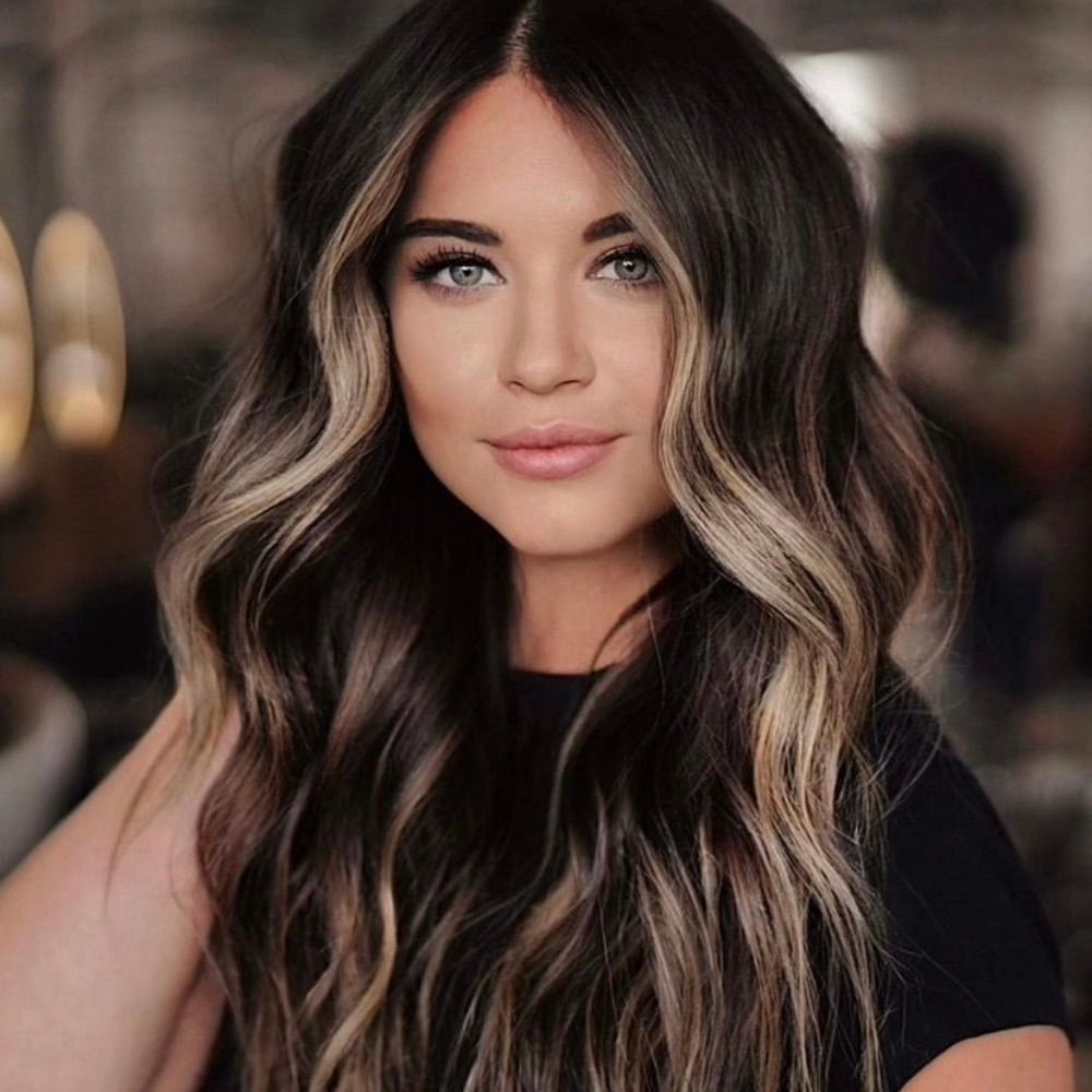 tehnica de vopsire balayage pentru par brunet