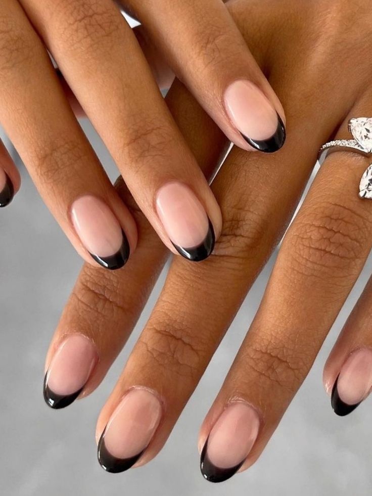 modele unghii french negru