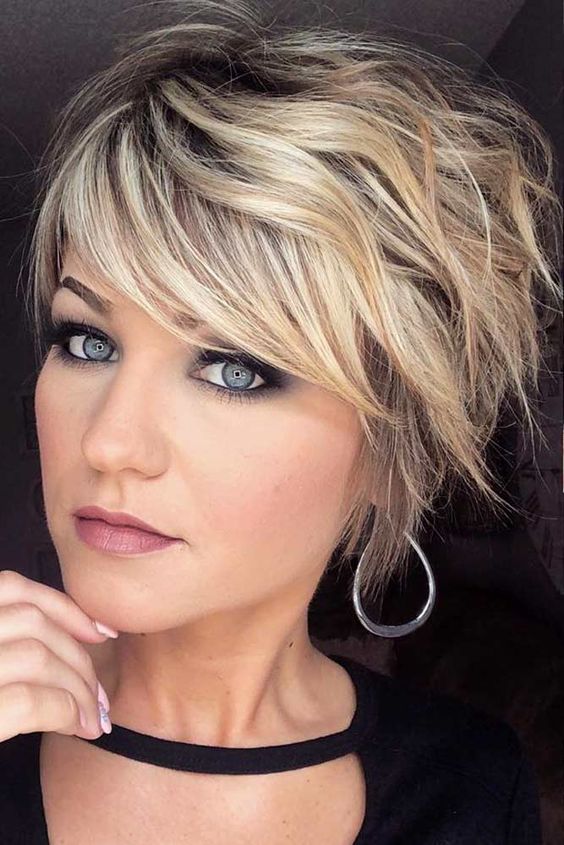 tunsori moderne pixie cut 2023