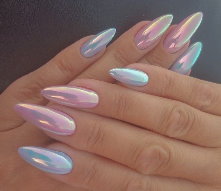 unghii cu gel manichiura chrome