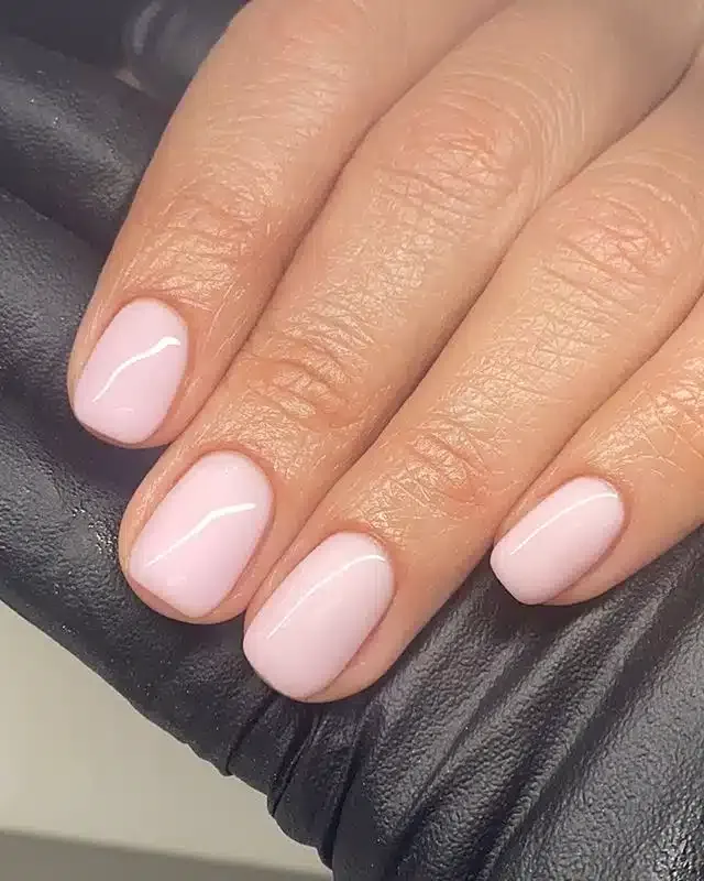 Unghii semi simple