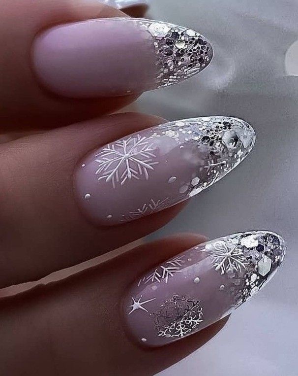 unghii cu gel modele de craciun cu fulgi