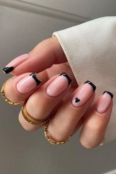 unghii french negre elegante