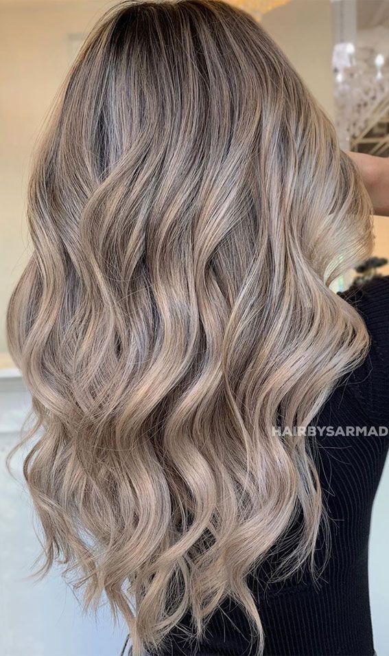 coafuri blond cenușiu