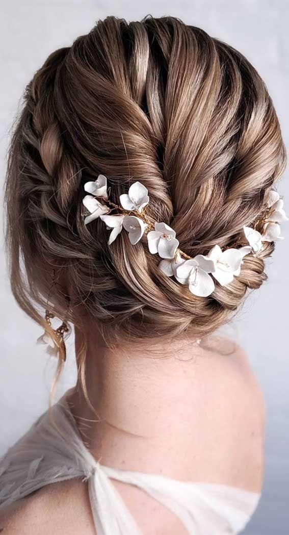 modele coafuri cu împletituri elegante