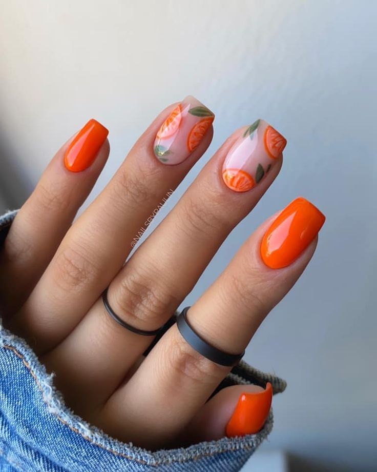 Modele de unghii portocaliu neon