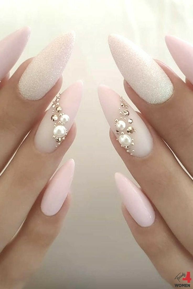 unghii cu gel albe cu pietre modele