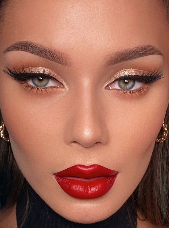 machiaj de seara cu eyeliner cat eye