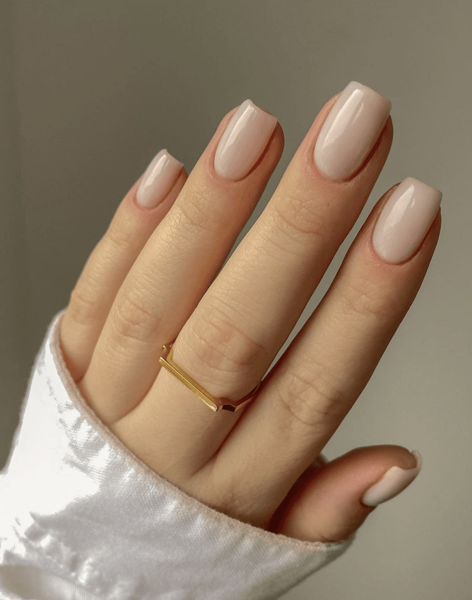Modele frumoase unghii naturale