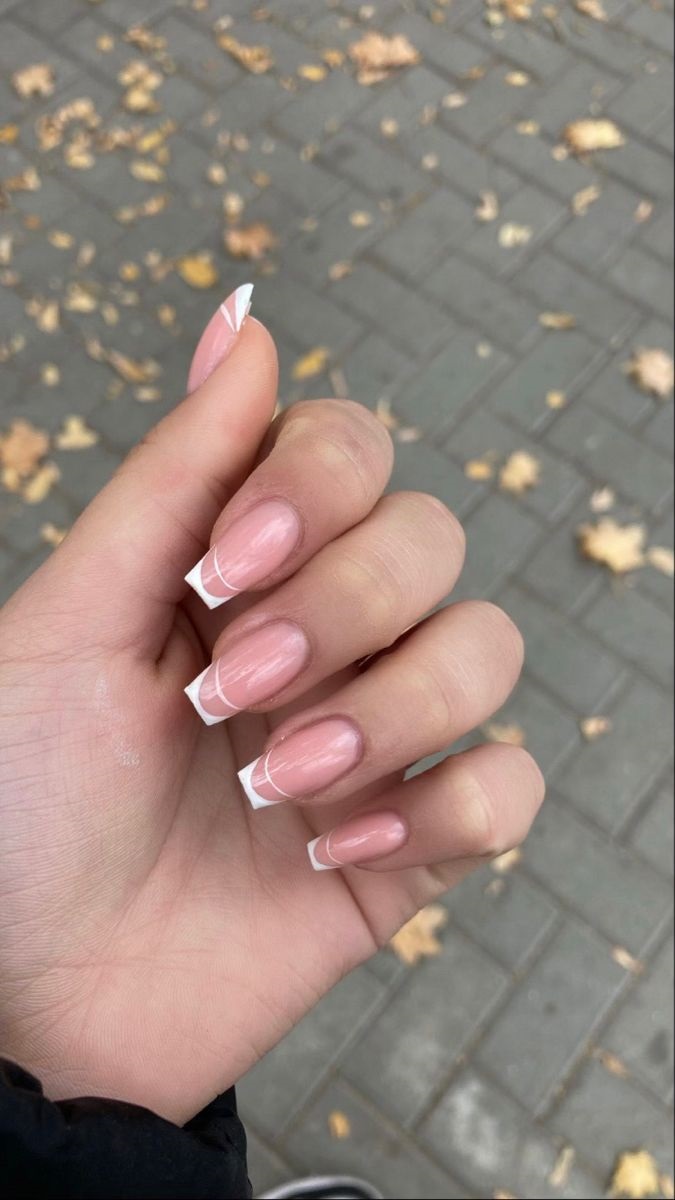 unghii nude french