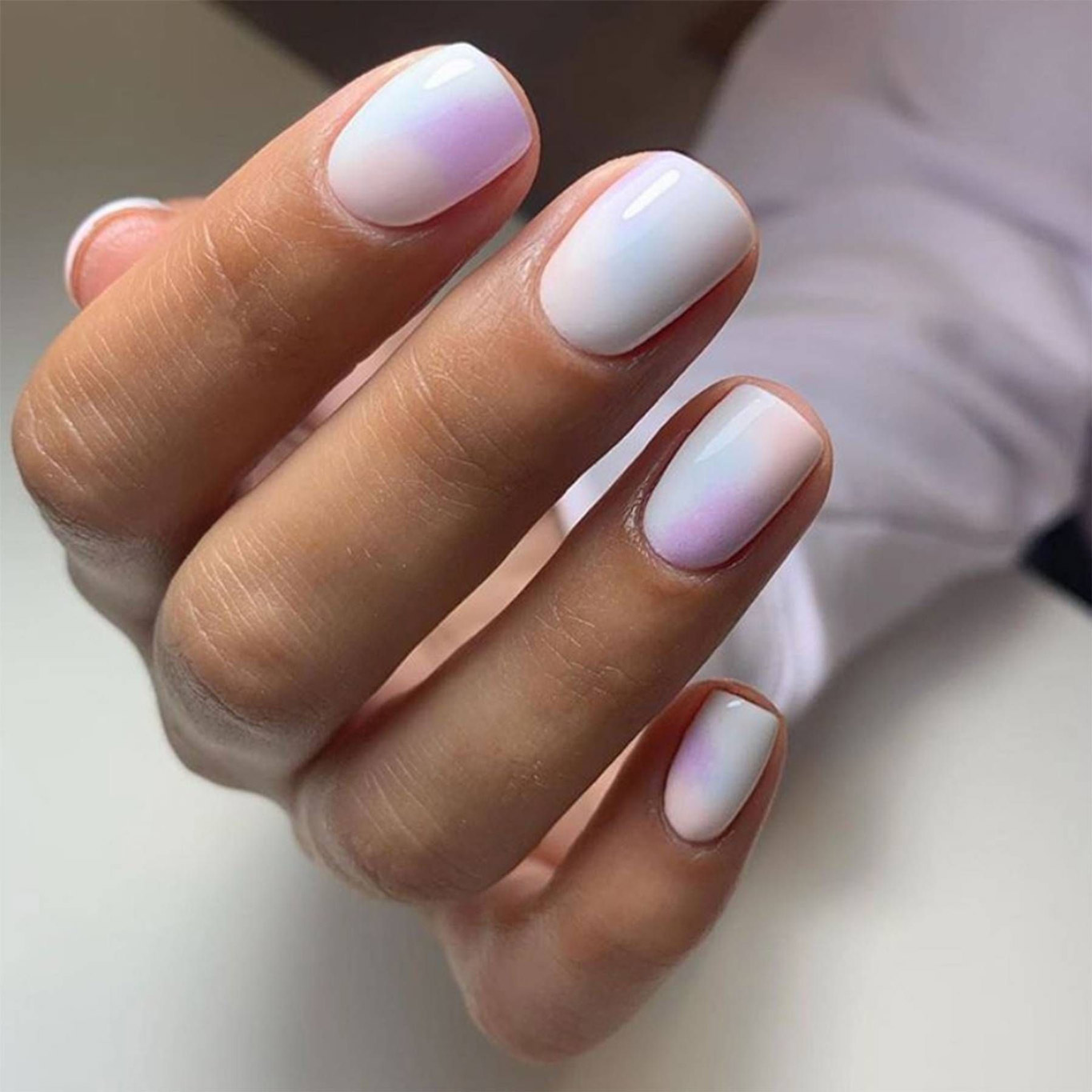 unghii ombre scurte