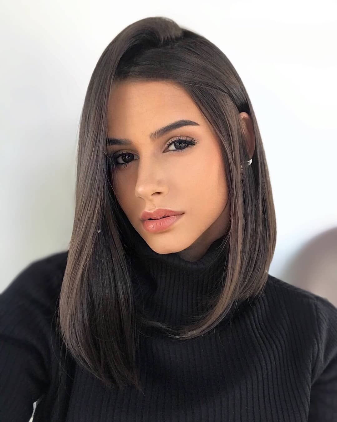 modele tunsori par lung