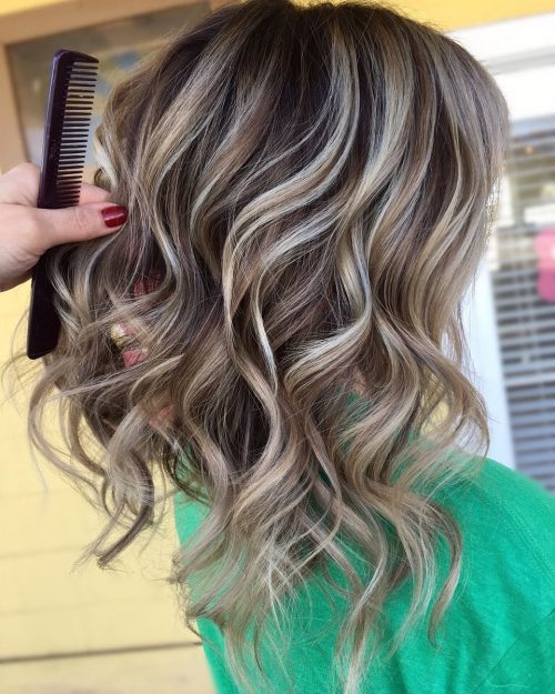 șuvițe blond cenușiu