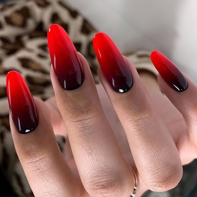 unghii ombre rosii