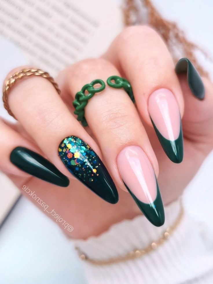 verde smarald unghii cu gel