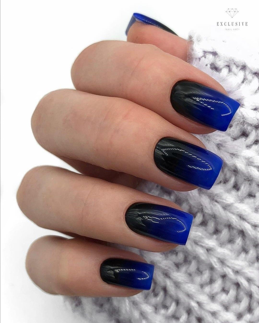 modele unghii cu gel negru cu albastru