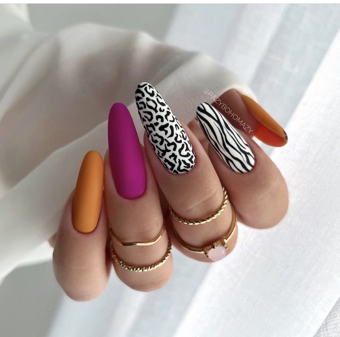 idei noi unghii animal print