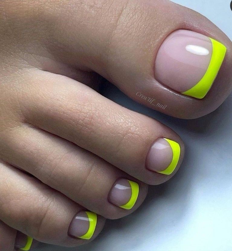 modele pedichiură french de vară