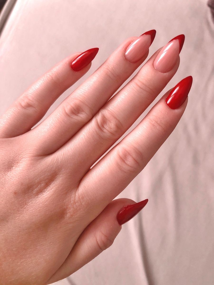 modele unghii rosii