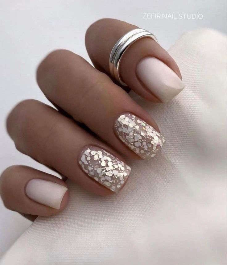 unghii cu gel cu sclipici