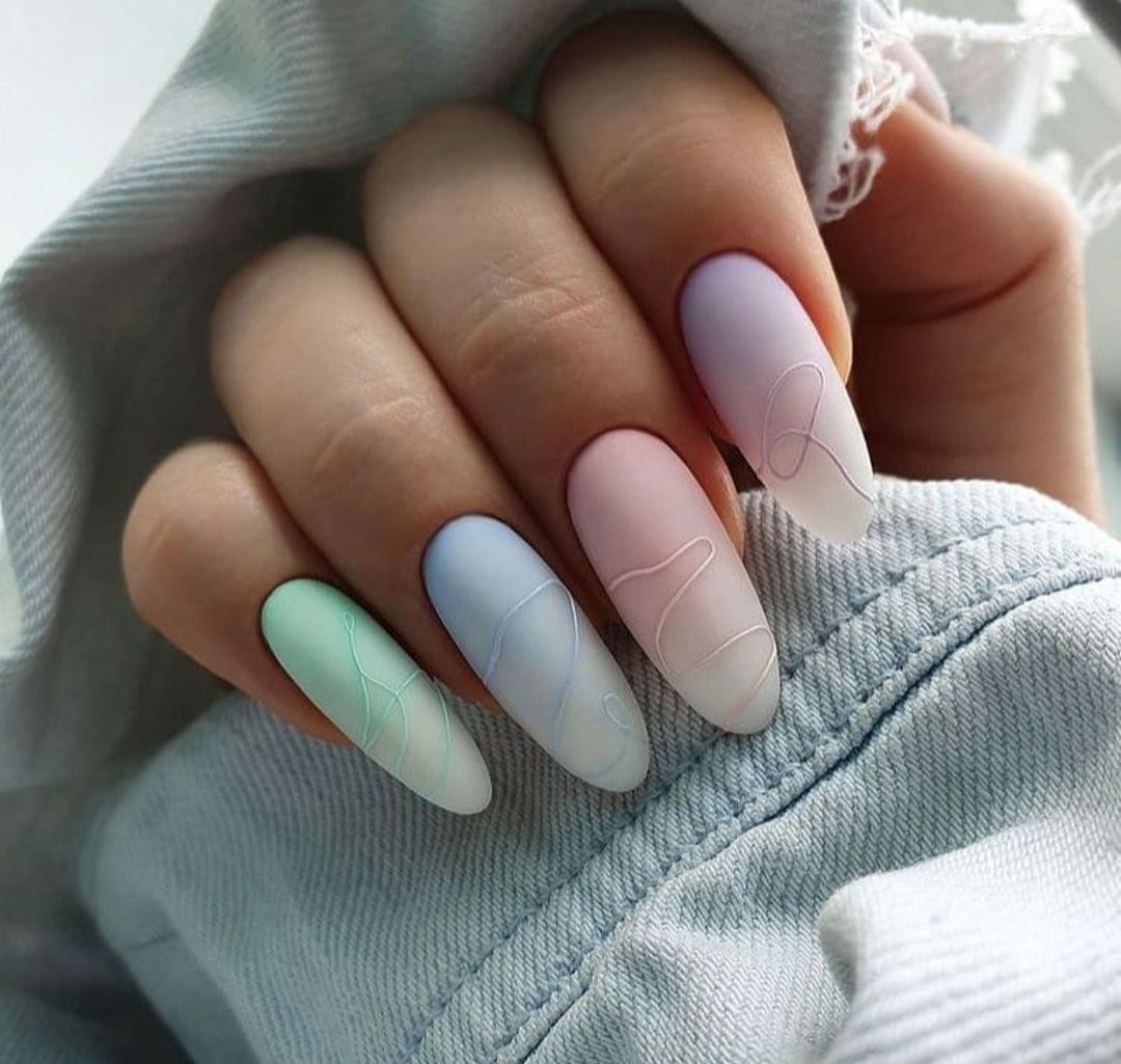 modele unghii culori deschise