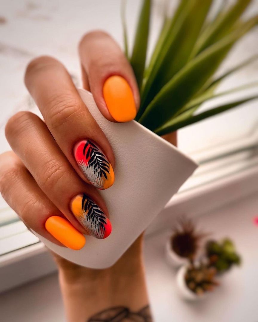 unghii portocalii de vara