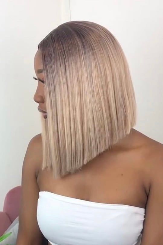 idei tunsori bob blond lung