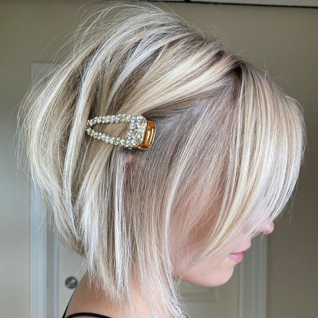 poze tunsoare bob blond