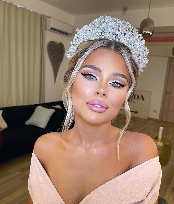 machiaj mireasa ochi albastri pentru nunta